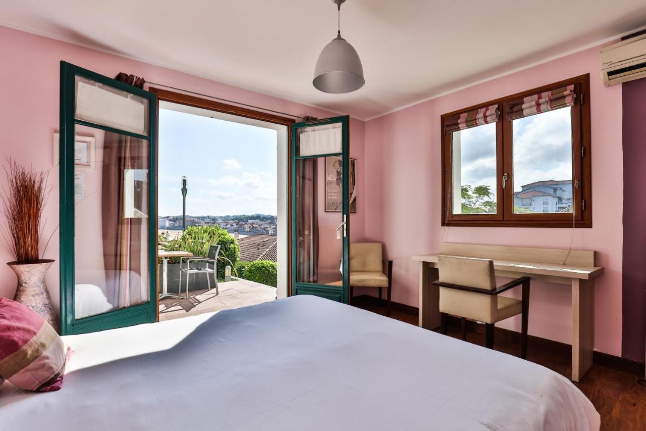 Hotel Agur Deneri Ciboure Exterior photo